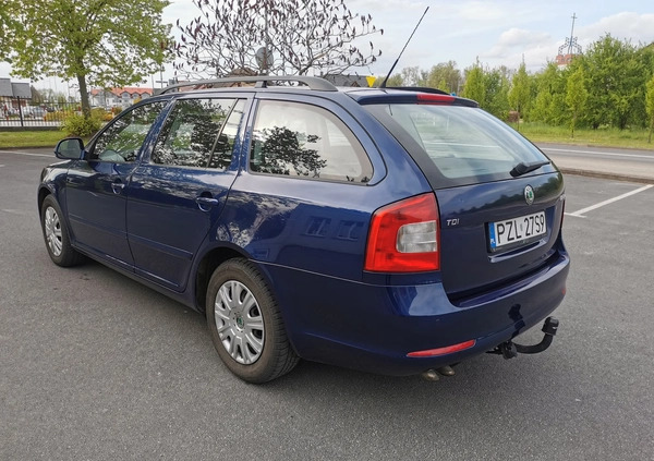 Skoda Octavia cena 17499 przebieg: 305000, rok produkcji 2010 z Złotów małe 407